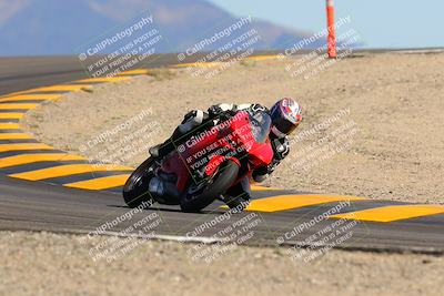 media/Oct-09-2022-SoCal Trackdays (Sun) [[95640aeeb6]]/Turn 12 (140pm)/